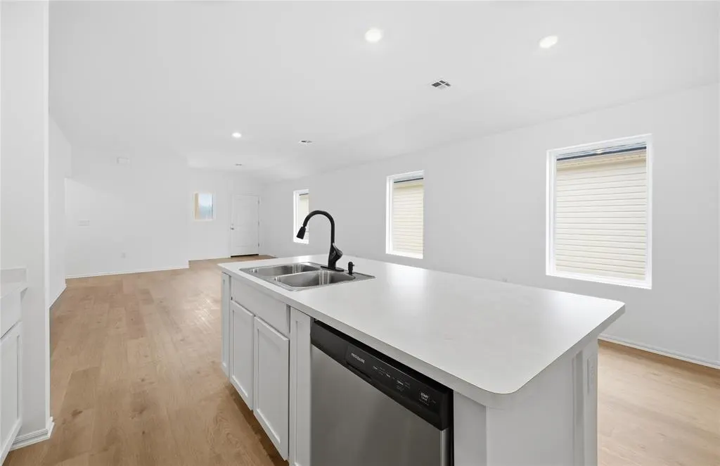 Photo 13 — 10309 Big Blue Drive, Oklahoma City, OK 73131