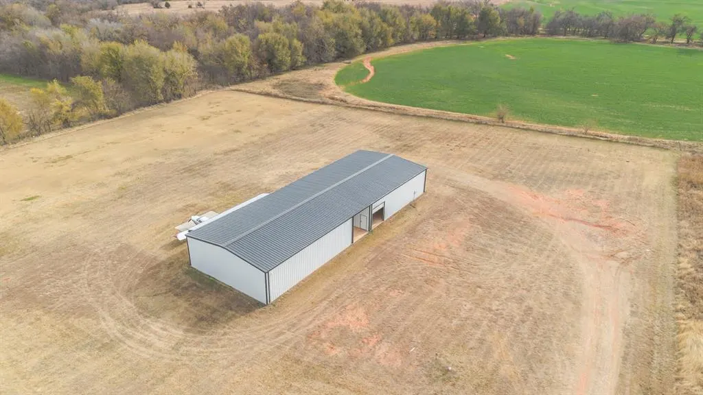 Photo 16 — 1057 County Street 2937, Tuttle, OK 73089