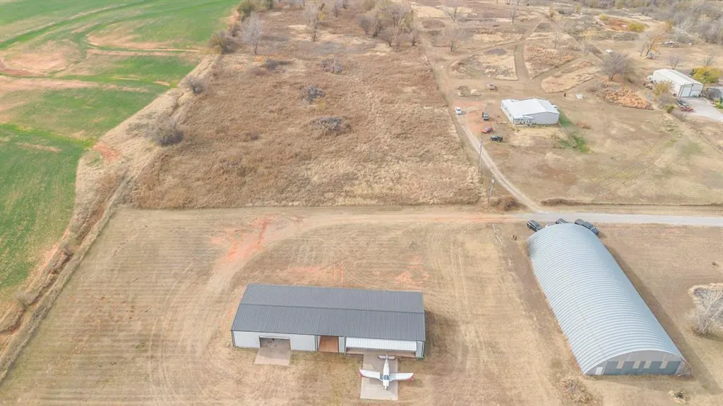 Photo 21 — 1057 County Street 2937, Tuttle, OK 73089