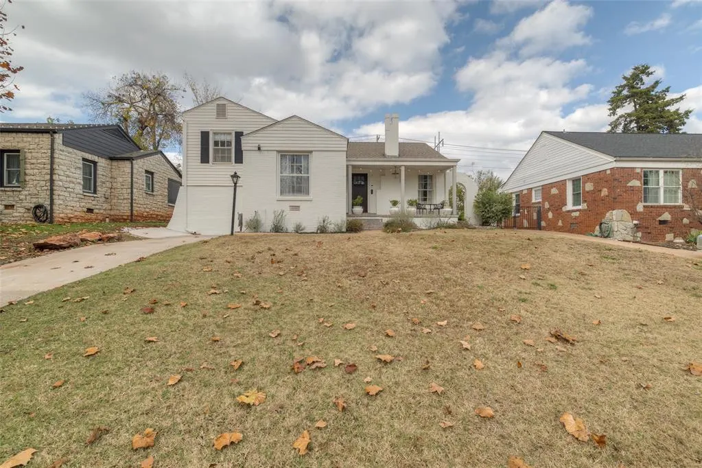 Photo 5 — 1125 Woodlawn Place, Oklahoma City, OK 73118