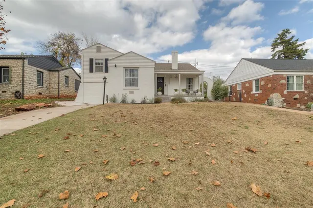Photo 5 — 1125 Woodlawn Place, Oklahoma City, OK 73118