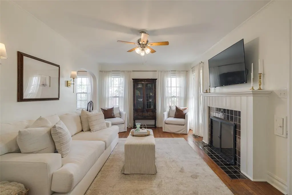 Photo 6 — 1125 Woodlawn Place, Oklahoma City, OK 73118