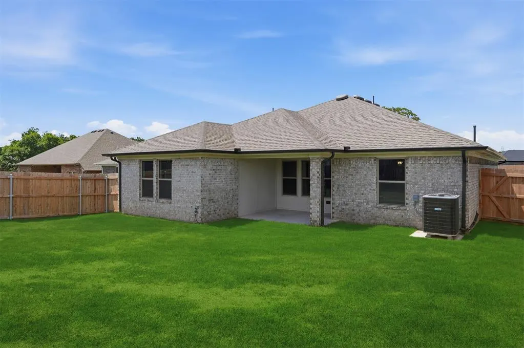 Photo 39 — 280 Woodrock Street, Harrah, OK 73045