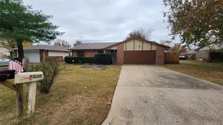 Sold home at 8520 E 134th Street