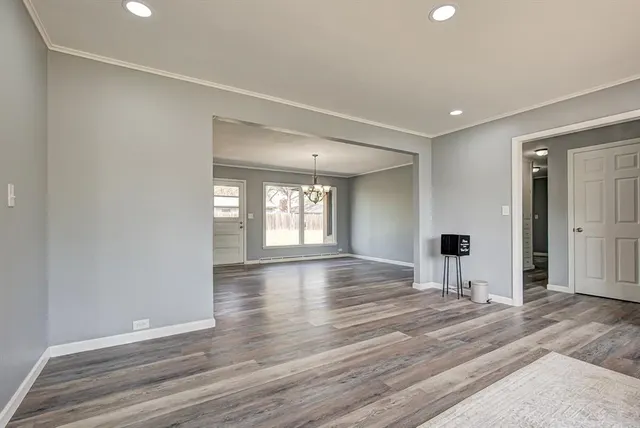 Photo 3 — 2906 W Broadway Avenue, Enid, OK 73703