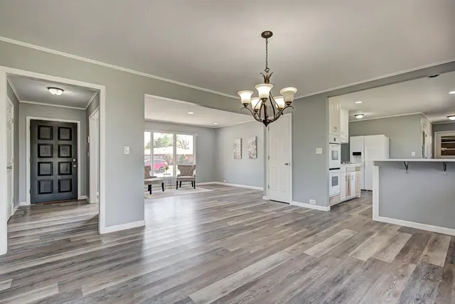 Photo 4 — 2906 W Broadway Avenue, Enid, OK 73703