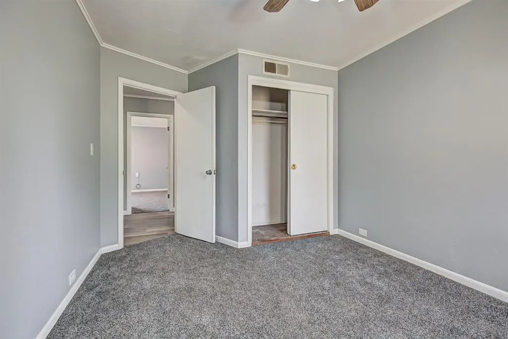 Photo 17 — 2906 W Broadway Avenue, Enid, OK 73703