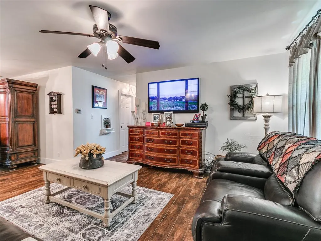 Photo 18 — 3101 SE 20th Street, Del City, OK 73115
