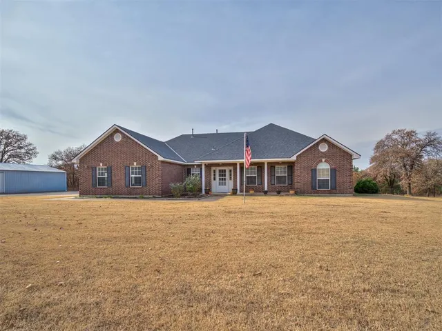 Front exterior — 4400 NE 84th Avenue, Norman, OK 73026