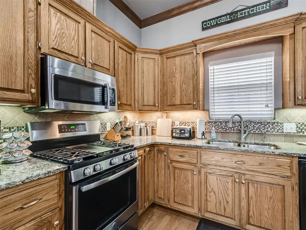 Photo 8 — 4400 NE 84th Avenue, Norman, OK 73026