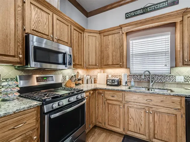 Photo 8 — 4400 NE 84th Avenue, Norman, OK 73026