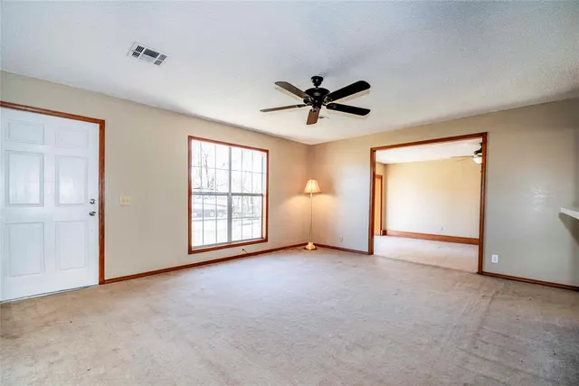 Photo 4 — 410 N Flanagan Avenue, Stroud, OK 74079
