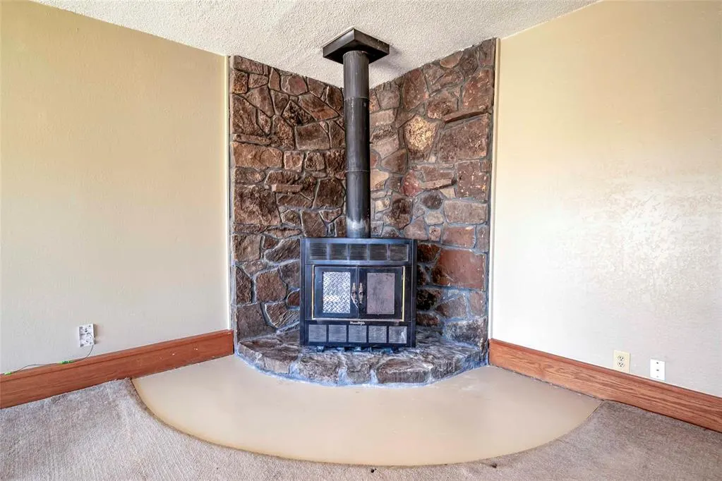 Photo 7 — 410 N Flanagan Avenue, Stroud, OK 74079