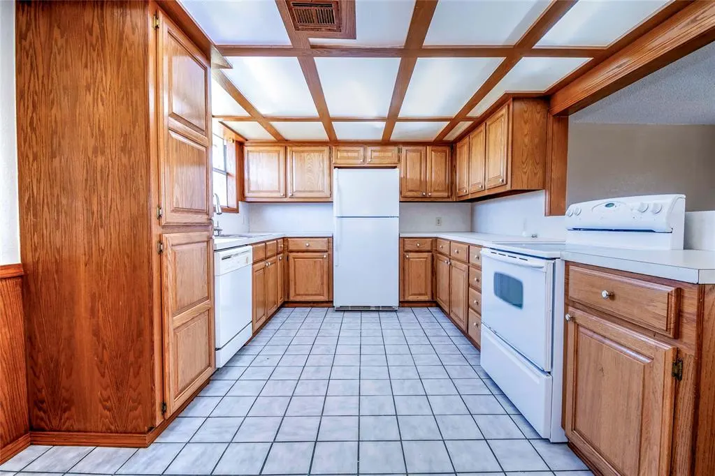 Photo 11 — 410 N Flanagan Avenue, Stroud, OK 74079