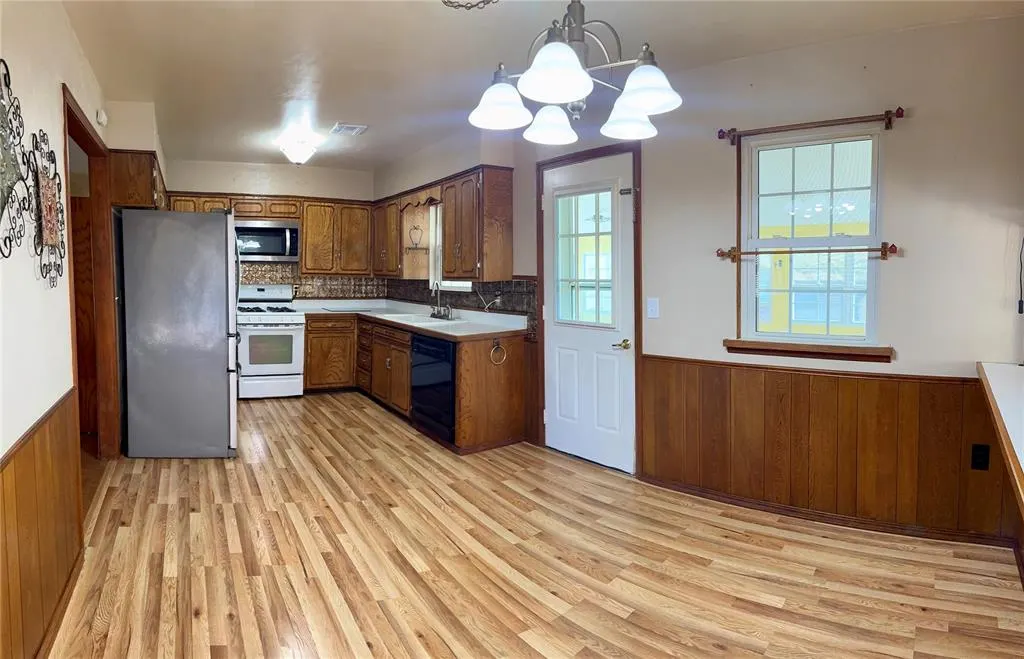 Photo 9 — 16147 County Road 1562, Ada, OK 74820