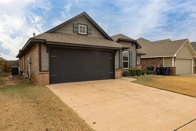 Photo 3 — 7208 NW 146th Street, Oklahoma City, OK 73142