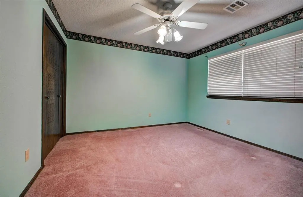 Photo 40 — 1301 NW 9th Street, Moore, OK 73170