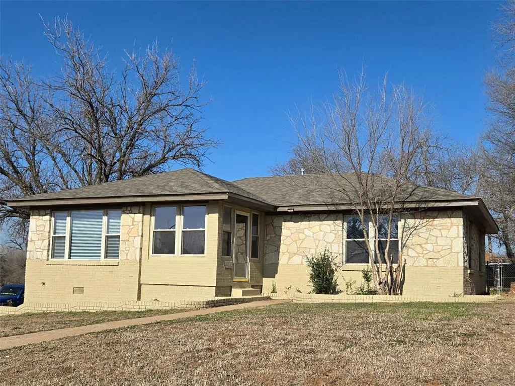 Photo 17 — 1901 NE 28th Street, Oklahoma City, OK 73111