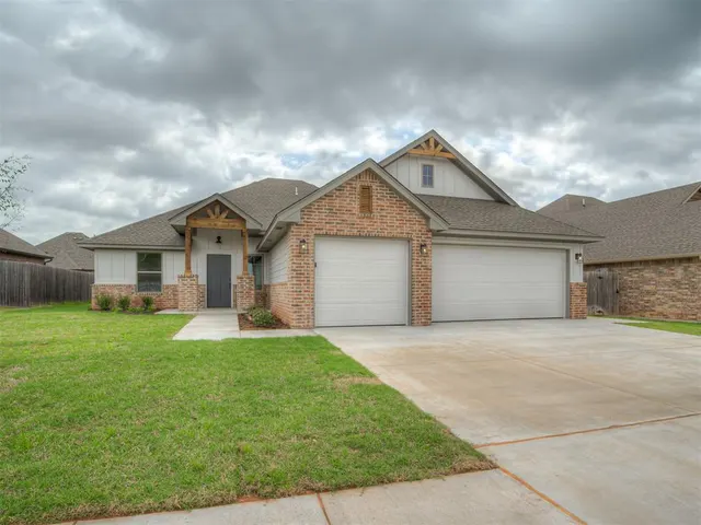 Photo 6 — 4516 Hambletonian Lane, Mustang, OK 73064
