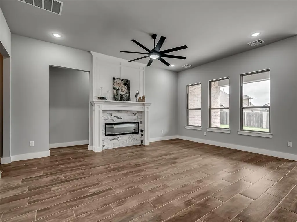 Photo 9 — 4516 Hambletonian Lane, Mustang, OK 73064