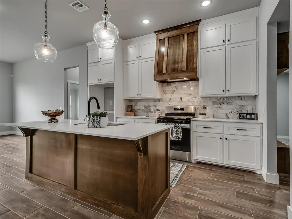 Photo 14 — 4516 Hambletonian Lane, Mustang, OK 73064