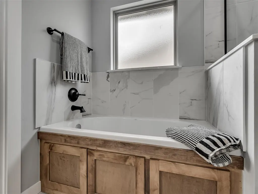 Photo 26 — 4516 Hambletonian Lane, Mustang, OK 73064