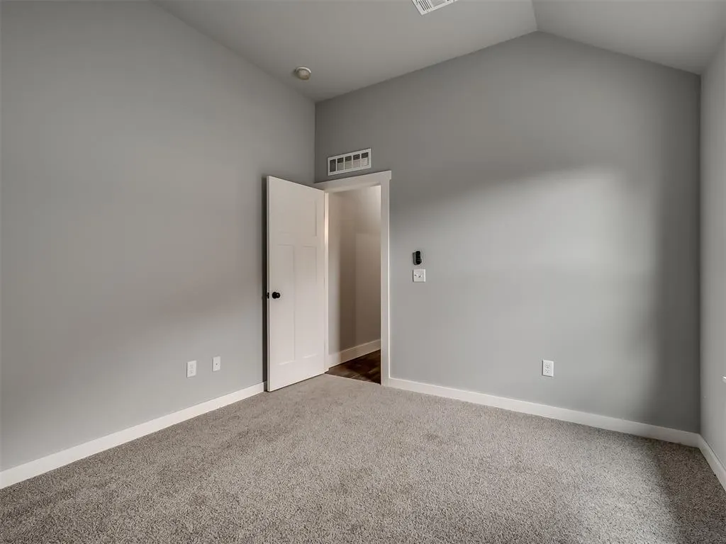Photo 38 — 4516 Hambletonian Lane, Mustang, OK 73064