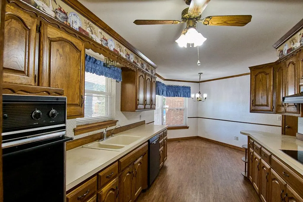 Photo 9 — 4219 NW 58th Street, Oklahoma City, OK 73112