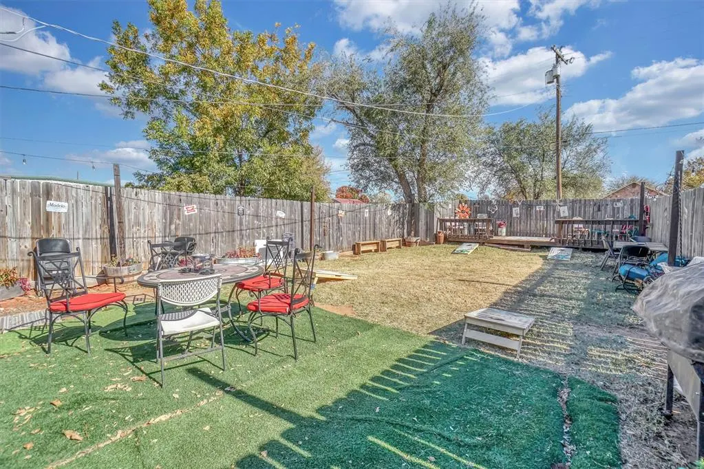 Photo 18 — 514 N Van Buren, Elk City, OK 73644