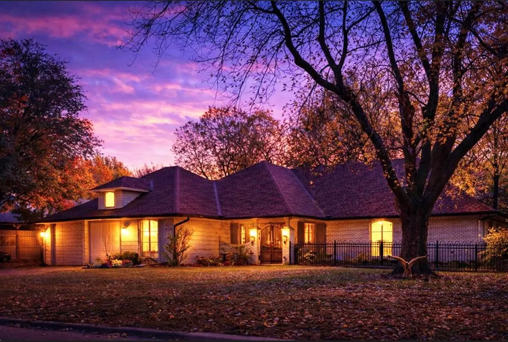 Photo 2 — 818 Mockingbird Lane, Norman, OK 73071