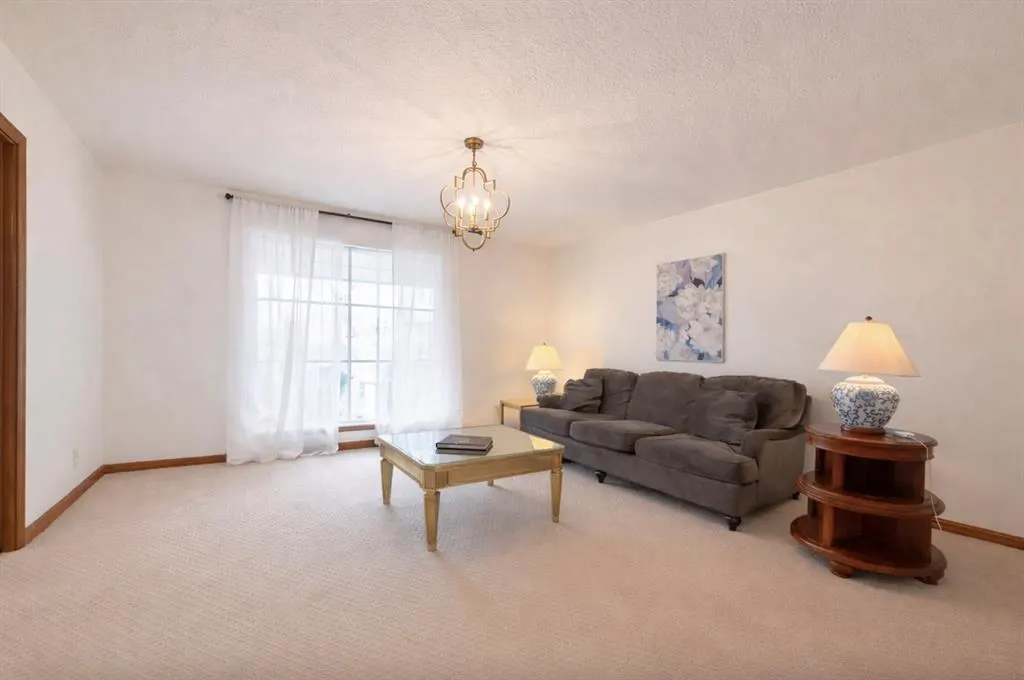Photo 4 — 818 Mockingbird Lane, Norman, OK 73071