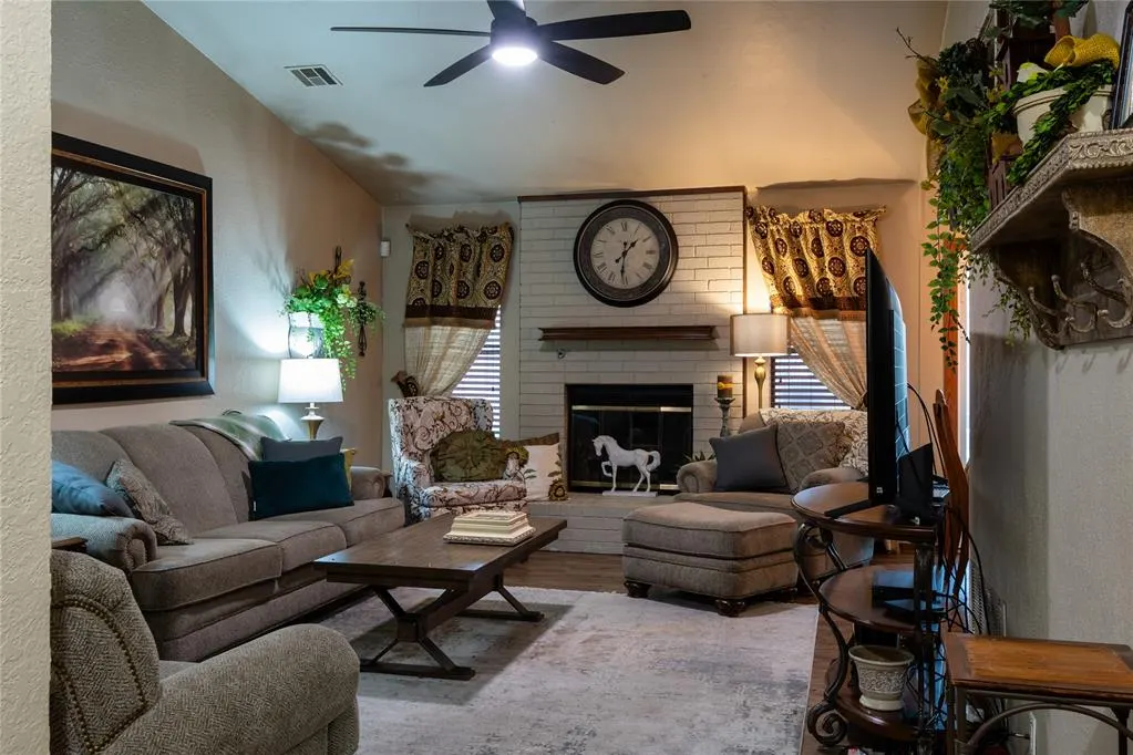 Photo 11 — 424 N Cherryvale Road, Edmond, OK 73003