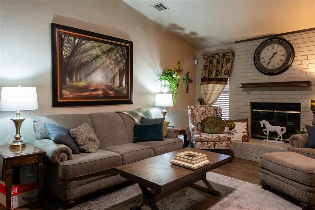 Photo 13 — 424 N Cherryvale Road, Edmond, OK 73003