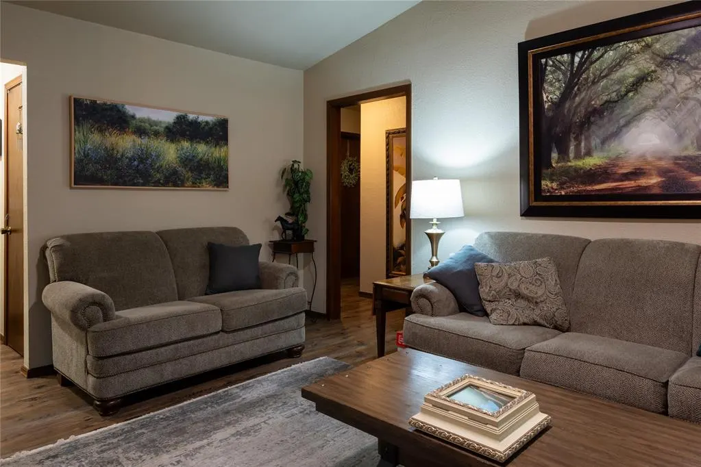 Photo 14 — 424 N Cherryvale Road, Edmond, OK 73003