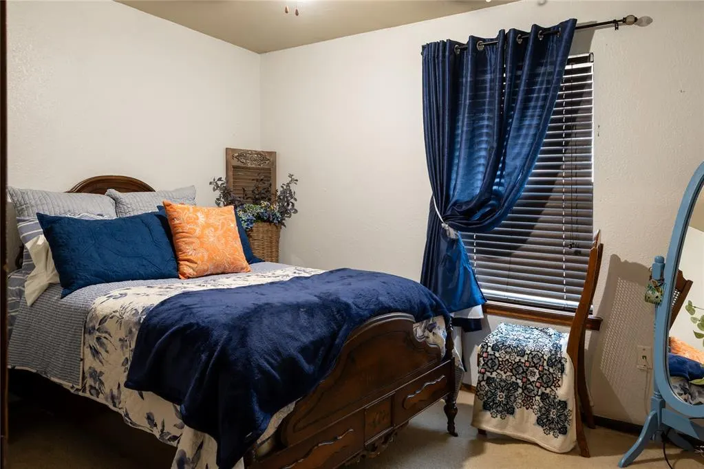Photo 16 — 424 N Cherryvale Road, Edmond, OK 73003