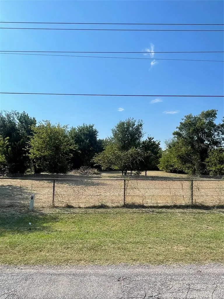 Photo 2 — NE 122nd Street, Oklahoma City, OK 73131