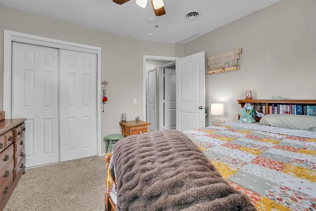 Photo 19 — 105 W 12th Street, Snyder, OK 73566