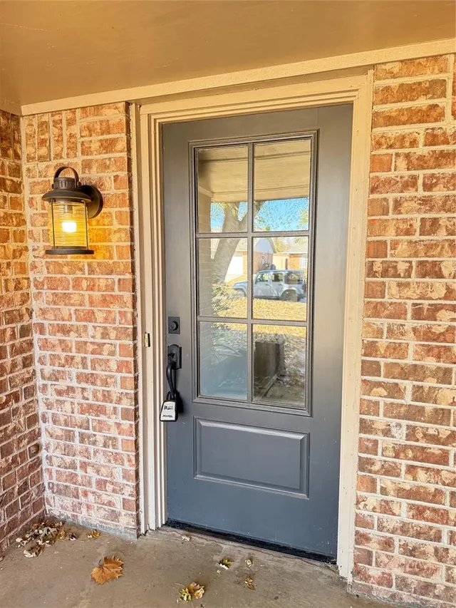 Photo 4 — 1704 Shadow Court, Edmond, OK 73013