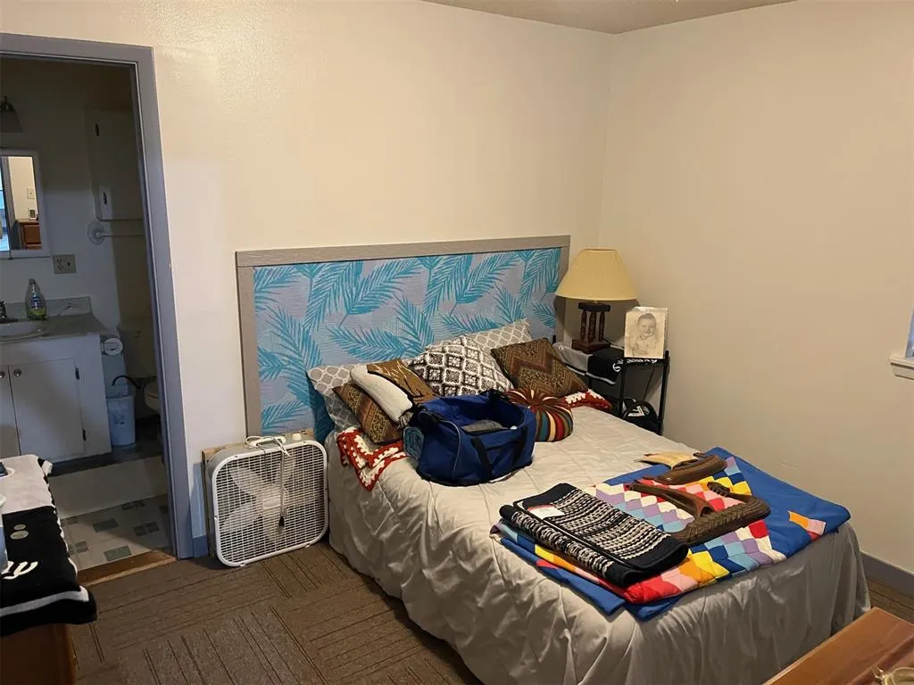 Photo 3 — 210 Hoover Circle, Elk City, OK 73644