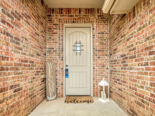 Photo 3 — 9100 Conners Way, McLoud, OK 74851