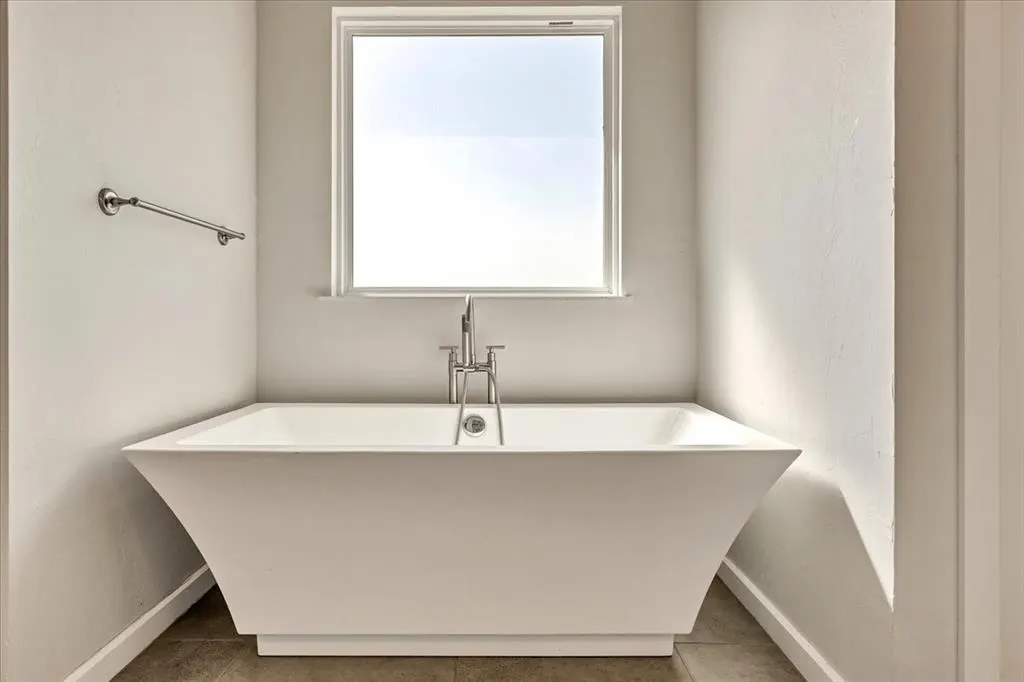Photo 11 — 1069 Rheagen Kay Avenue, Tuttle, OK 73089