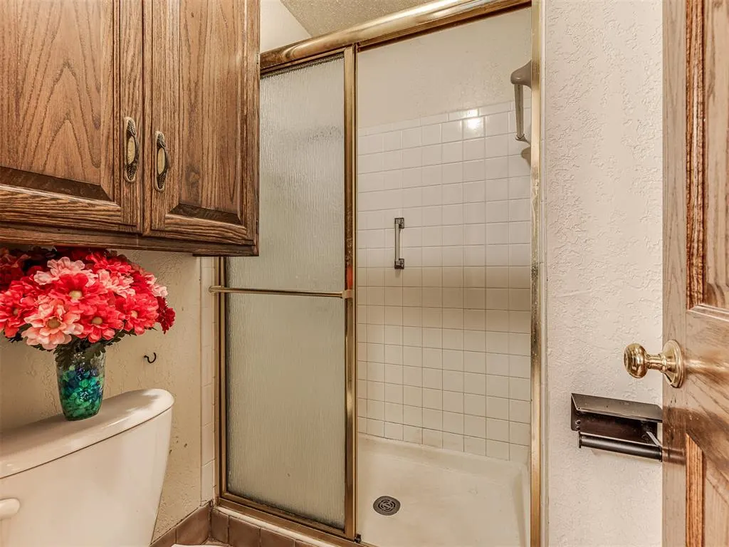 Photo 28 — 9908 Southridge Drive, Oklahoma City, OK 73159