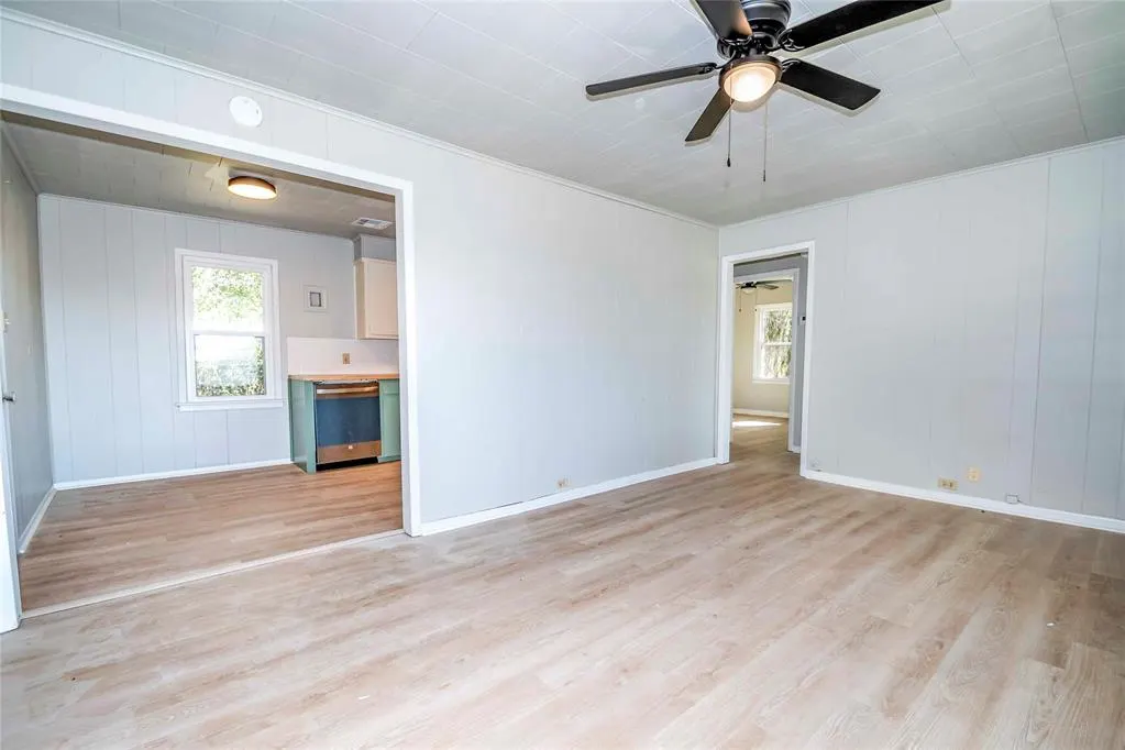 Photo 6 — 523 N Ford Avenue, Stroud, OK 74079