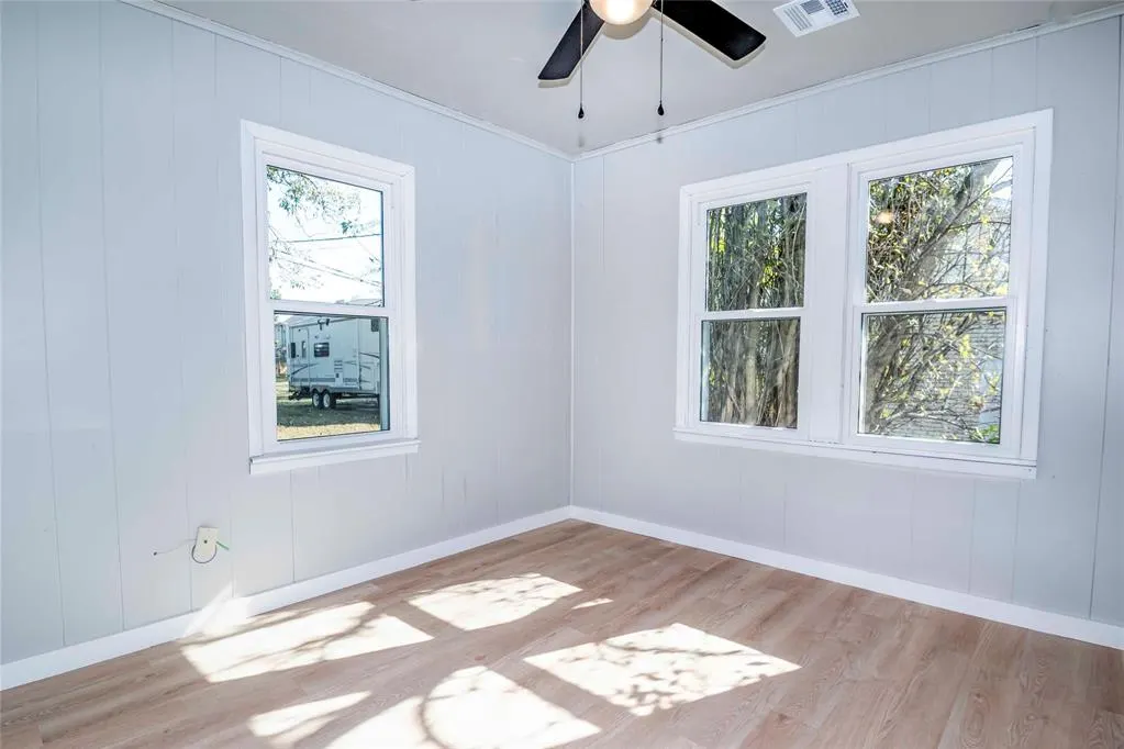 Photo 12 — 523 N Ford Avenue, Stroud, OK 74079