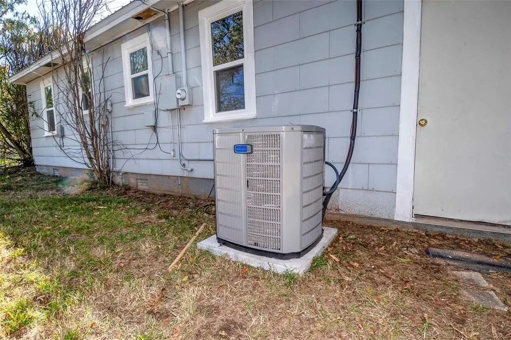 Photo 15 — 523 N Ford Avenue, Stroud, OK 74079