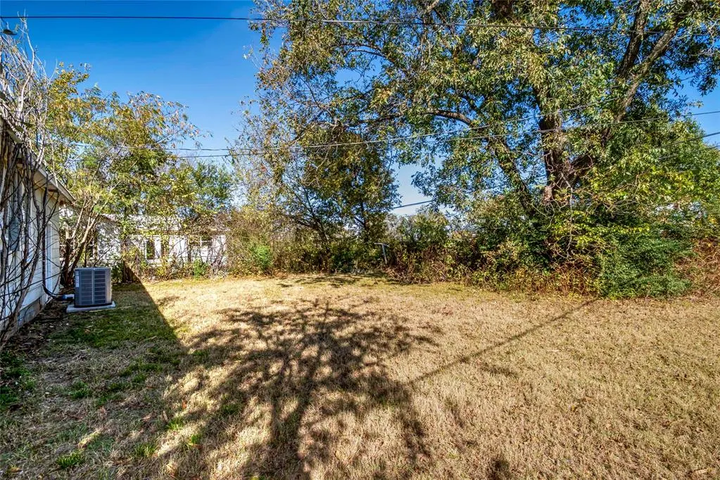 Photo 17 — 523 N Ford Avenue, Stroud, OK 74079
