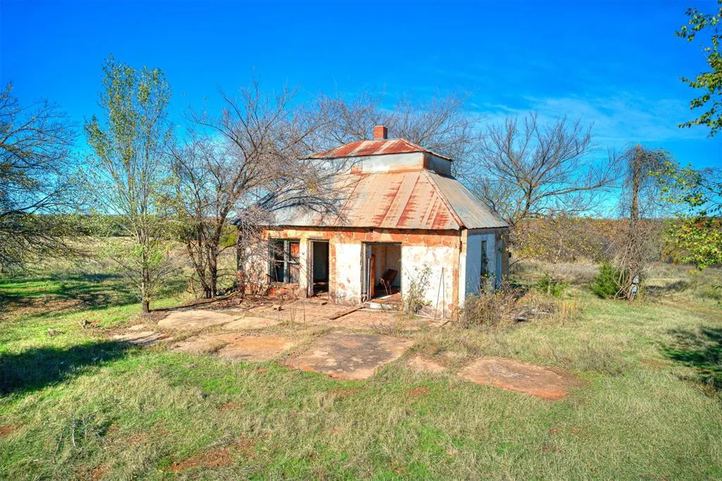 Photo 14 — 1 Triple XXX Rd & CR 75 (E 750 Rd), Coyle, OK 73027