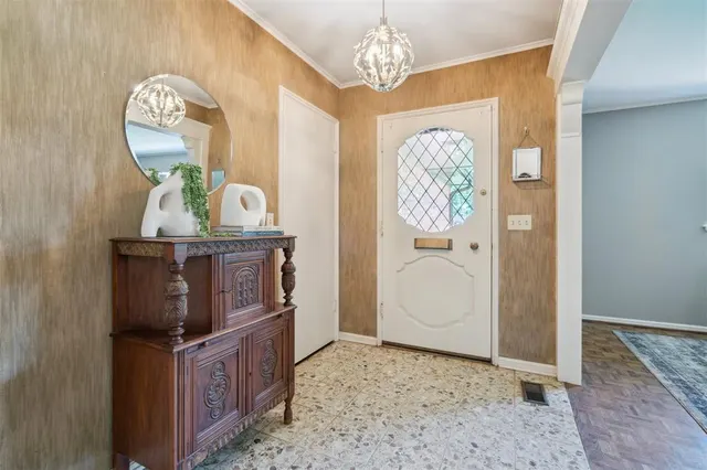 Photo 5 — 1219 Westchester Drive, Oklahoma City, OK 73114