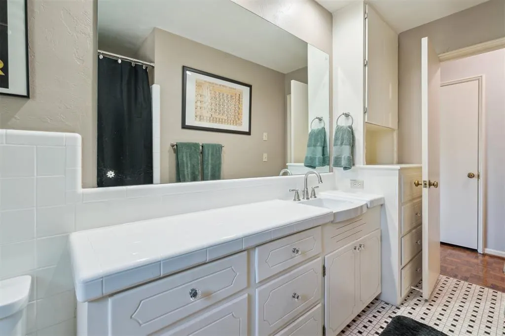 Photo 31 — 1219 Westchester Drive, Oklahoma City, OK 73114