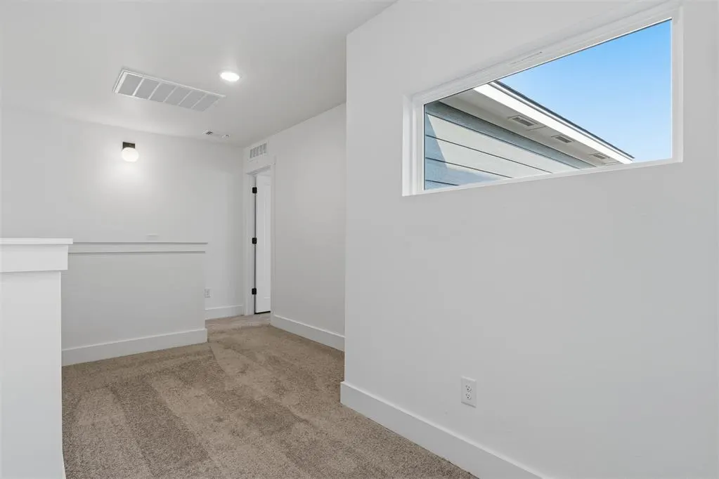 Photo 18 — 3014 James Way, Guthrie, OK 73044